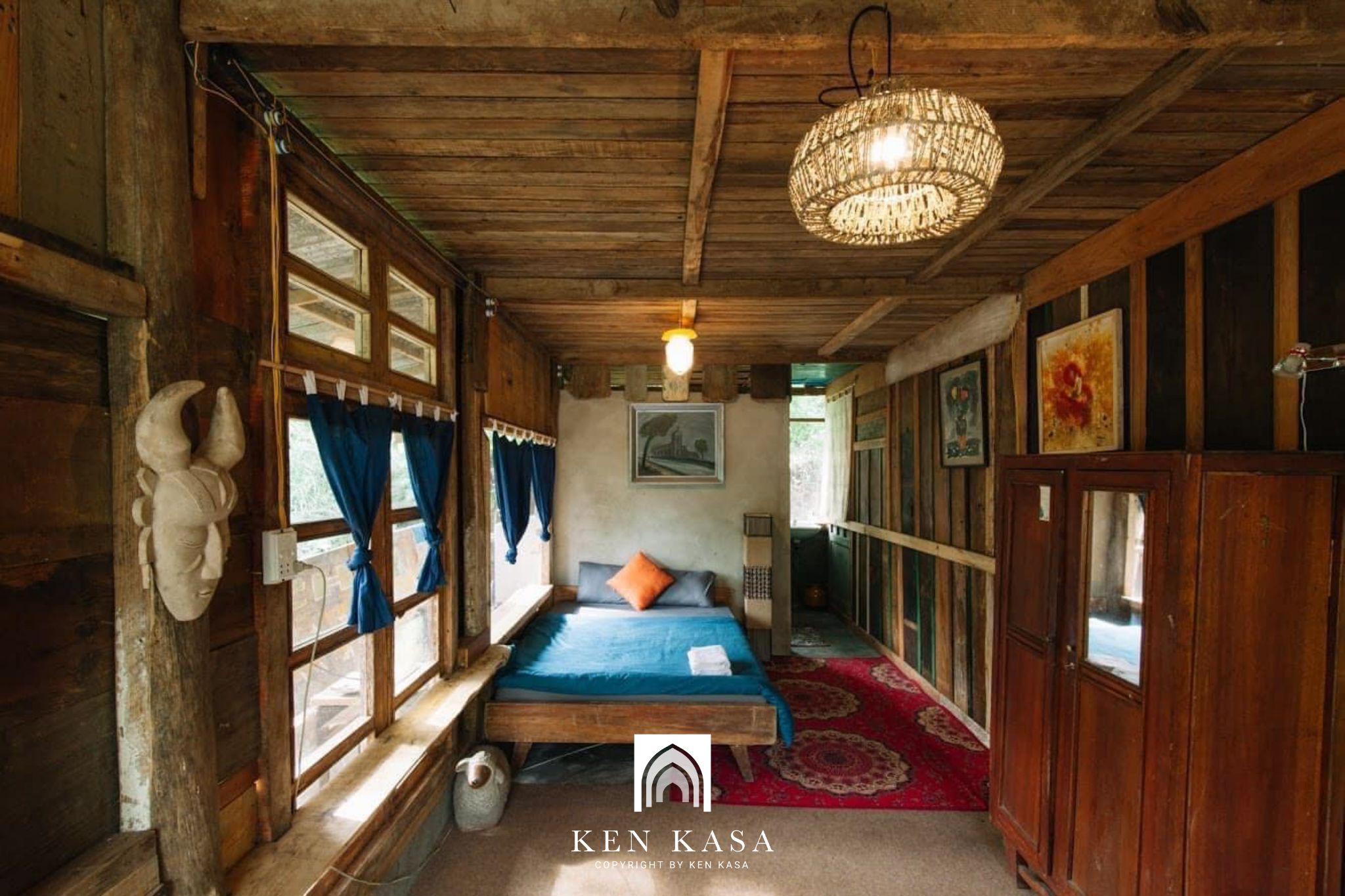 mẫu thiết kế phòng homestay bằng gỗ le bleu